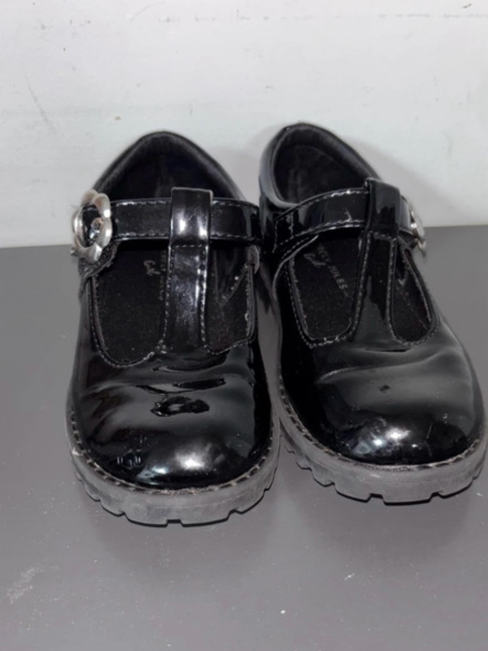 Sincerly Jules Black Patent T‑Strap Mary Jane Shoes for Kids